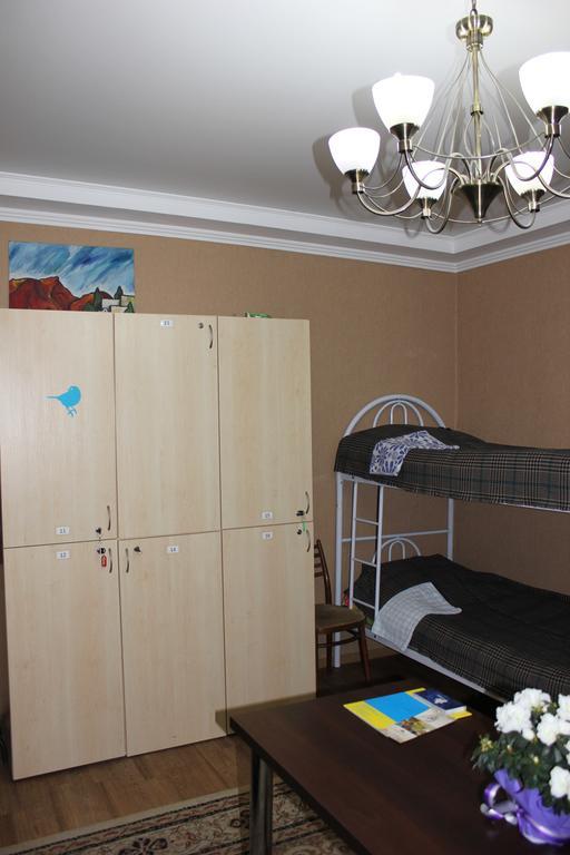 Almaty Central Hostel Esterno foto
