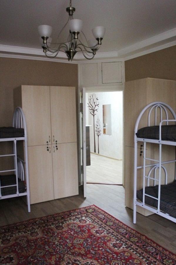 Almaty Central Hostel Esterno foto